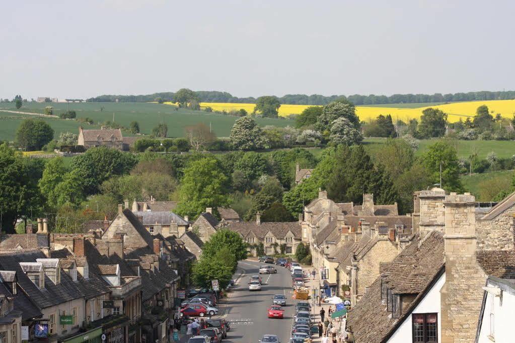 Highway Hotel Burford Luaran gambar